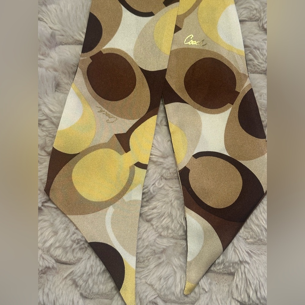 Authentic Coach Vintage Brown and Yellow Silk Scarf! NWOT - Picture 4 of 6